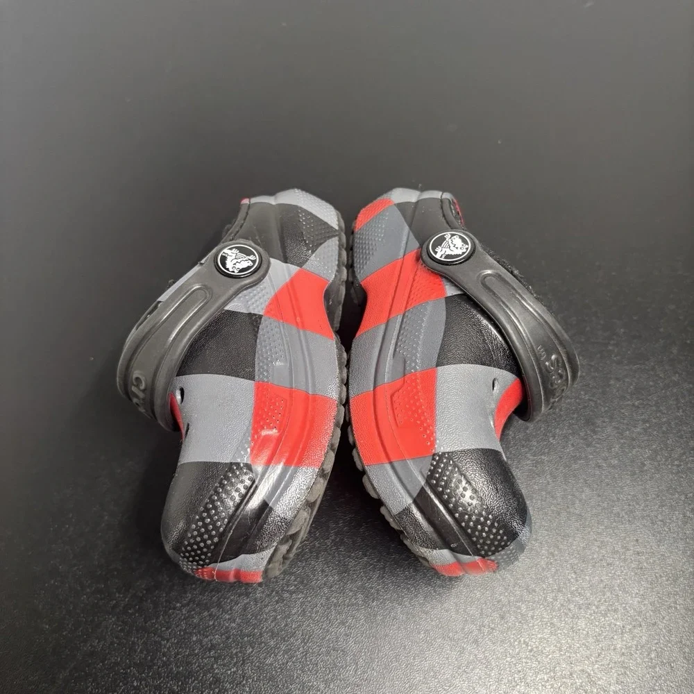 Crocs Classic Fur‎ Lined Plaid Checkered Fleece Clog Grey Red Black Baby Sz 5c